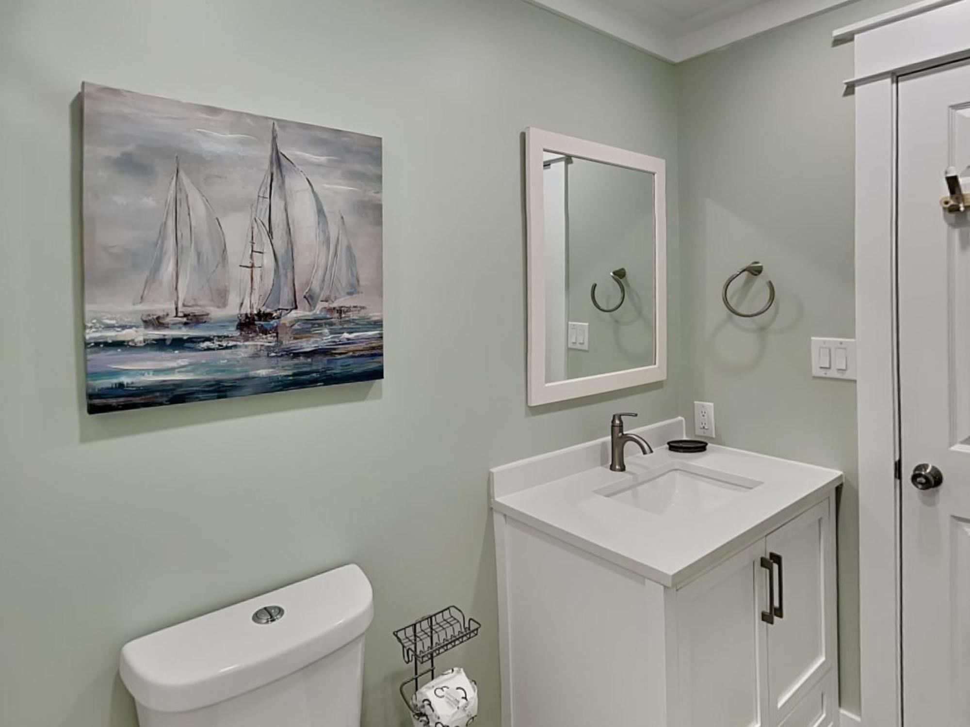 Edgewater 909 *